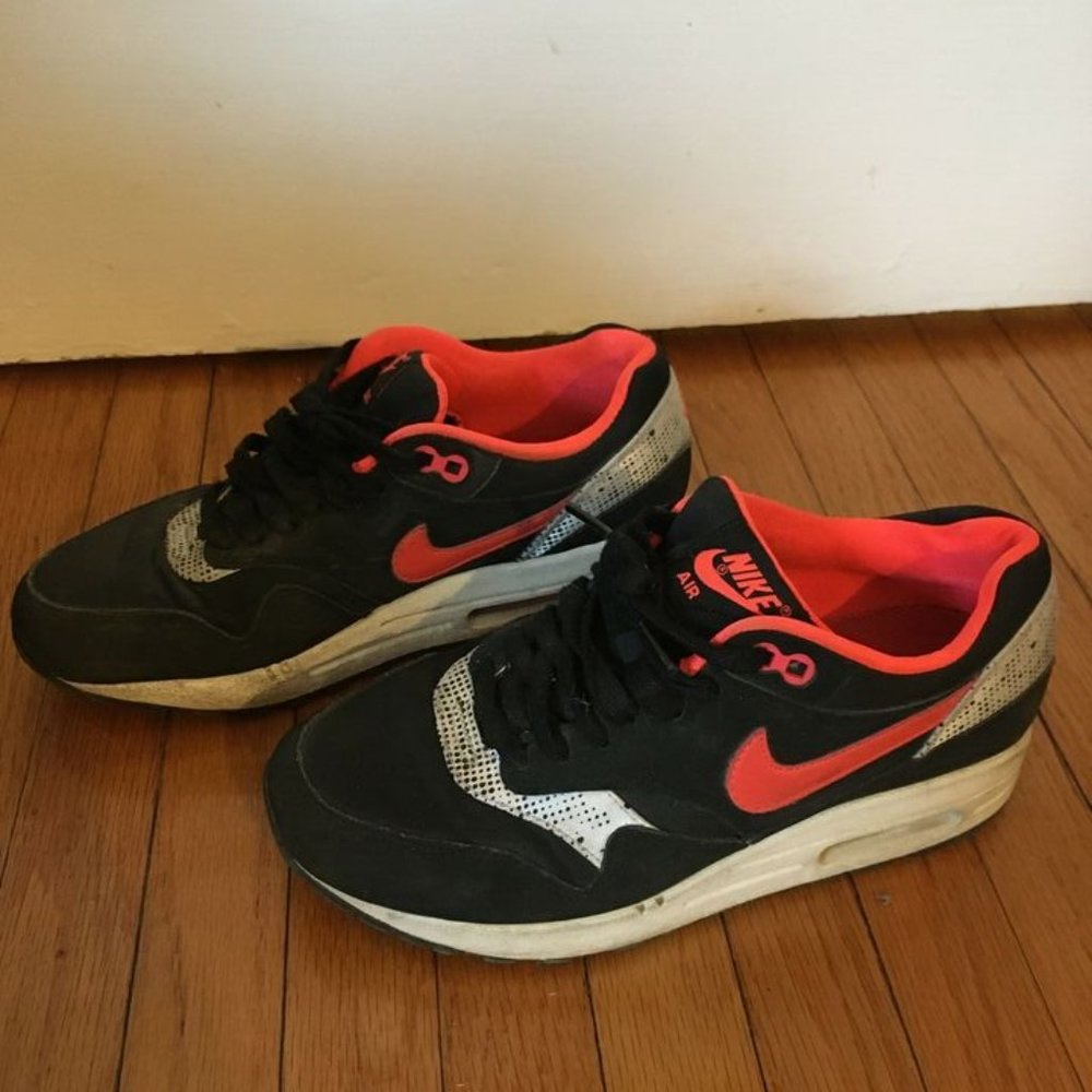 Nike air max Black and pink